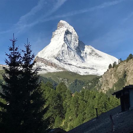 Haus Floralp Apartamento Zermatt Exterior foto